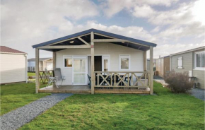 Three-Bedroom Holiday Home in Grandcamp Maisy